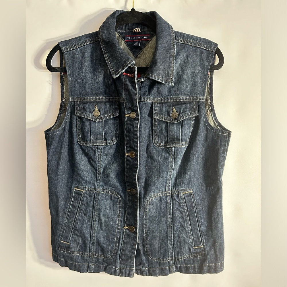 TOMMY HILFIGER DENUIM JEAN JACKET VEST WITH POCKETS WOMEN’S SIZE LARGE